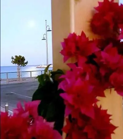 Sunrise Apartment Larnaca